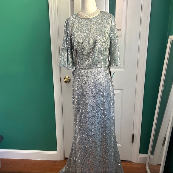 Light Aqua Sequin Long Gown, Mother of Bride/Groom 4 NWT - Picture 5 of 13